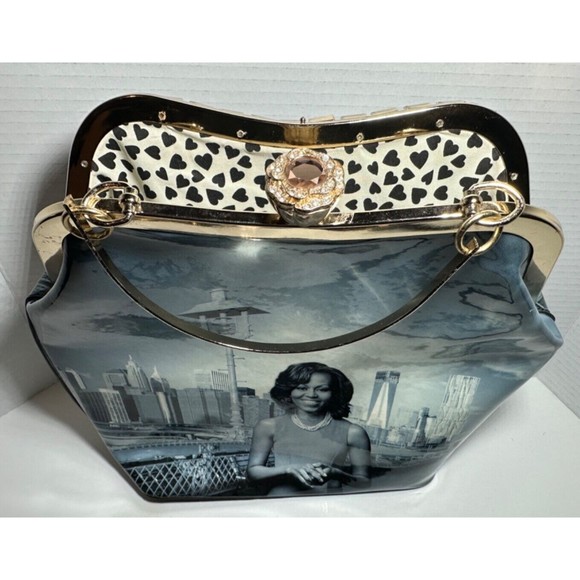 Obama`s Time Square Handbag Women`s Black & White Printed Photo Strap Purse - Picture 6 of 10